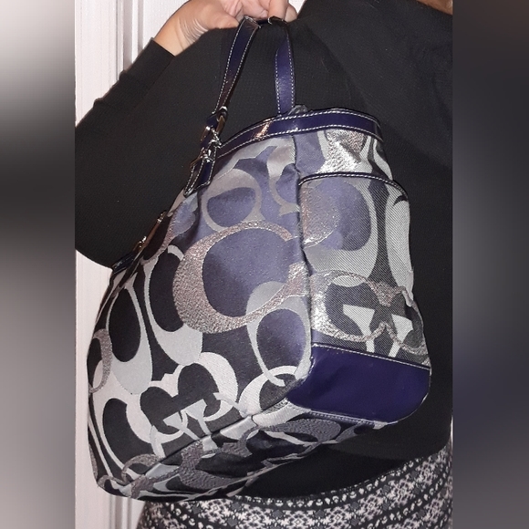 Coach Blue/Grey Optic Signature Jacquard and Patent Leather Tote - Picture 7 of 14